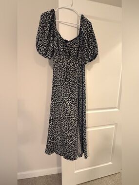 Black Floral Midi Dress with Puff Sleeves and Square Neck